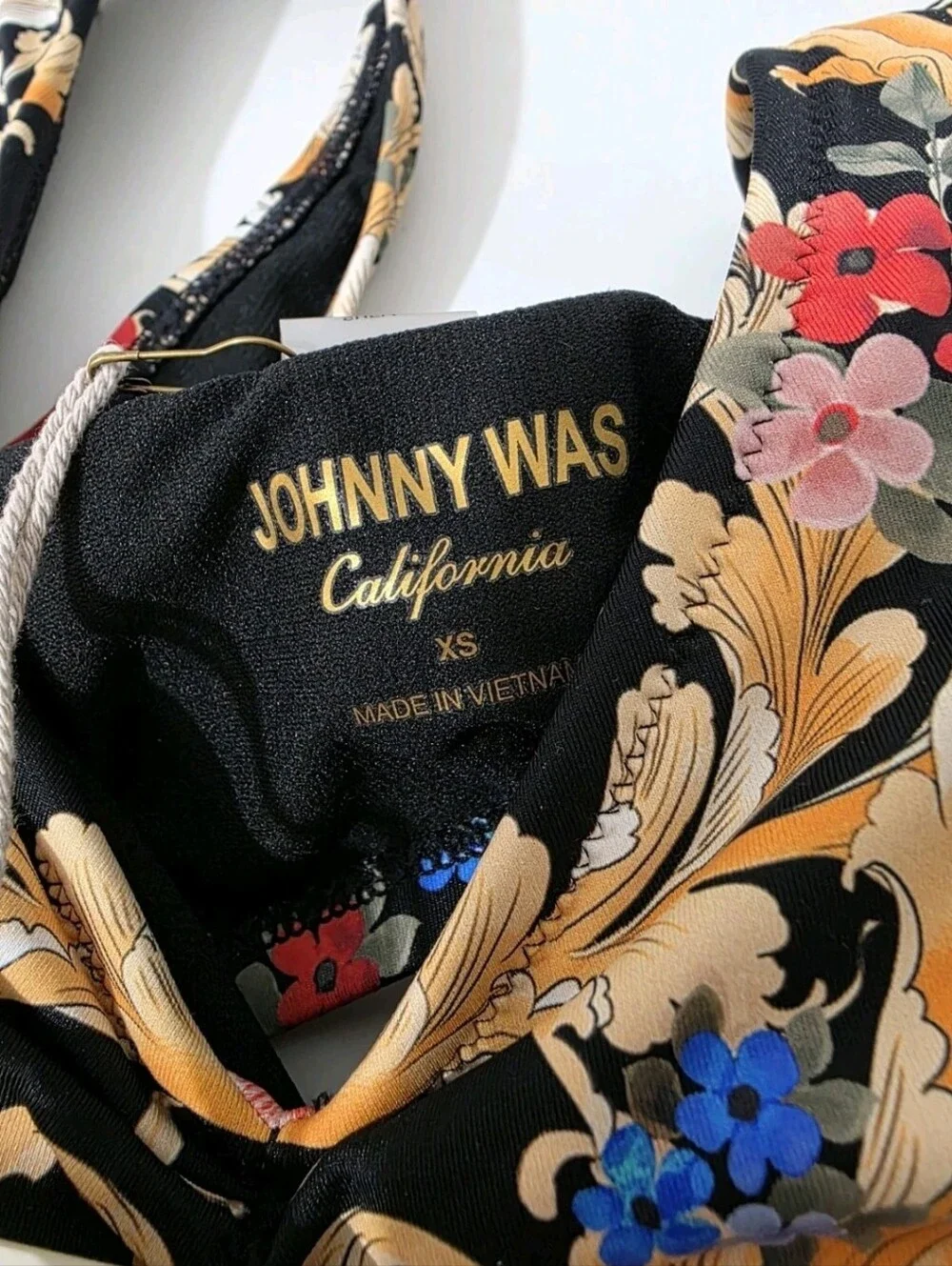 Johnny Was Black Royal Floral Ruched Bikini Top XS
